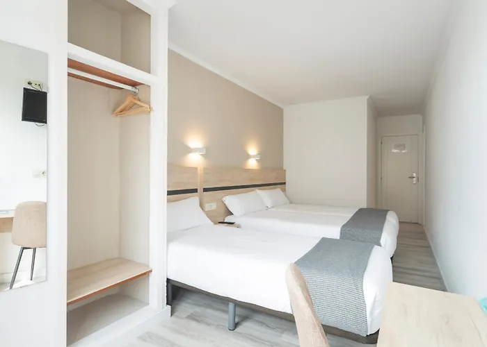 Hotel Alda Camino Ingles 2*